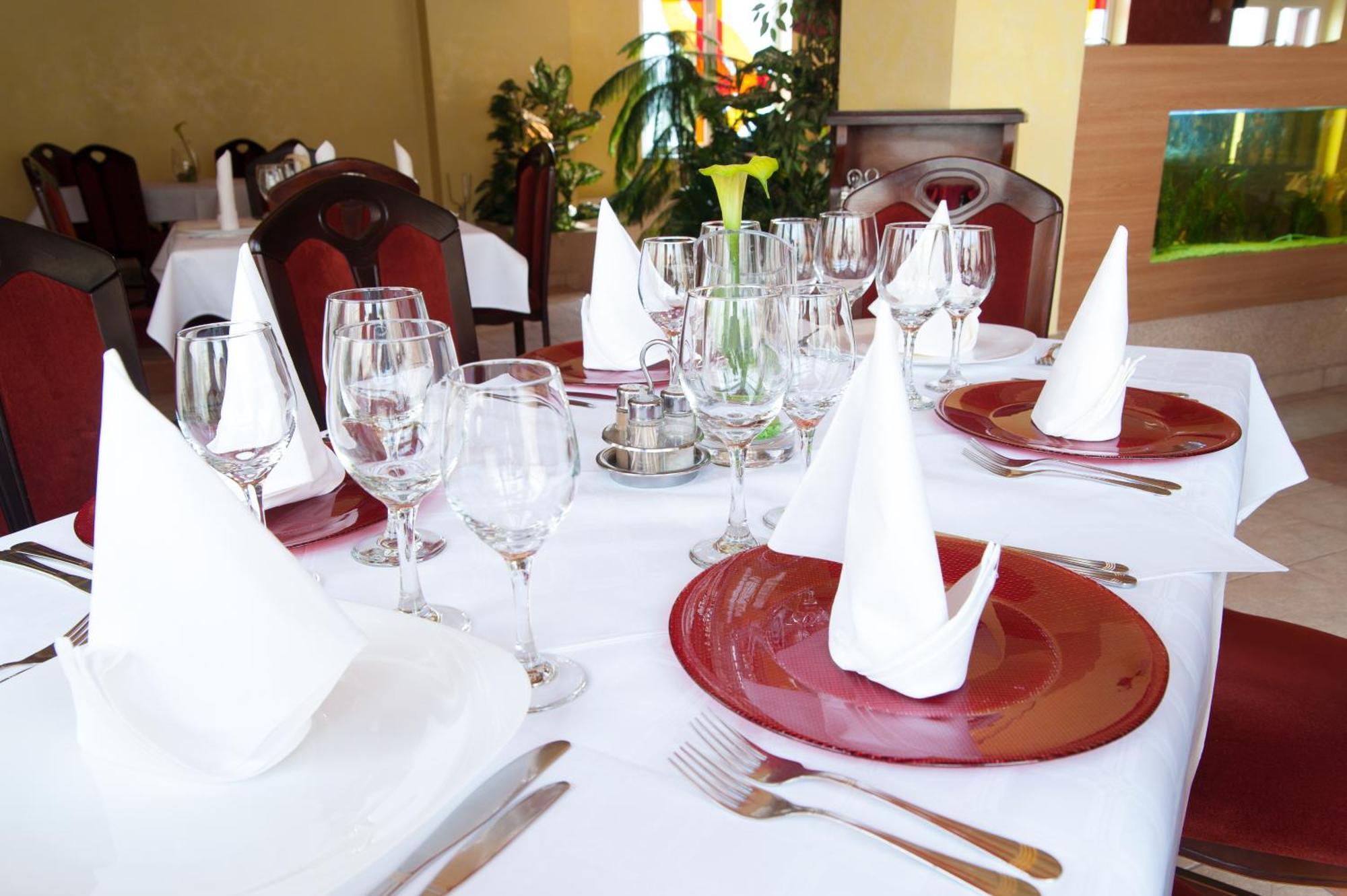 Hotel Melody Oradea Zewnętrze zdjęcie