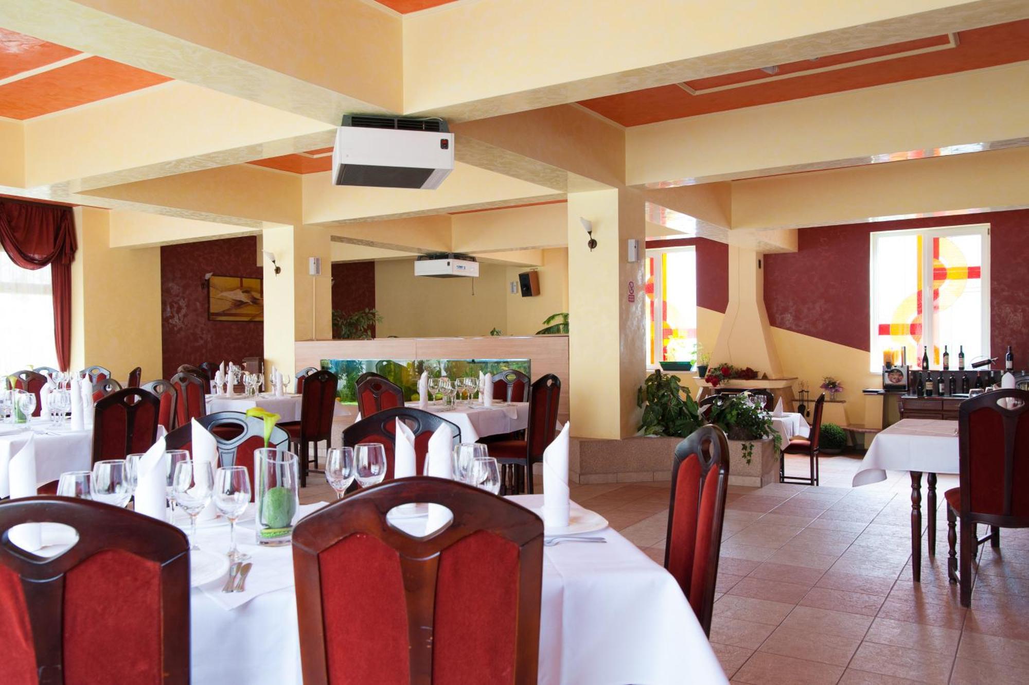 Hotel Melody Oradea Zewnętrze zdjęcie