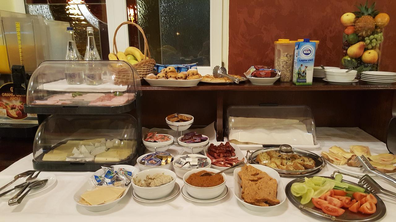 Hotel Melody Oradea Zewnętrze zdjęcie